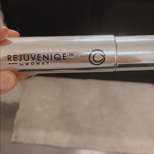 Rejuvanique oil